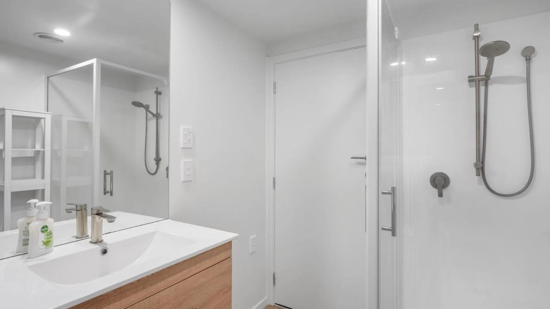 Inner City Haven - Christchurch Holiday Home